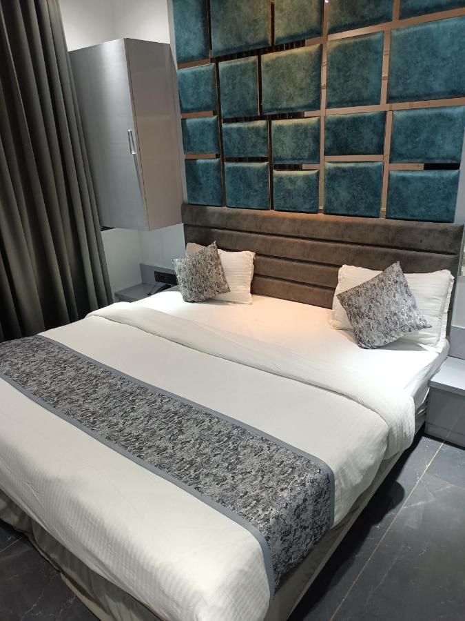 Hotel The Lowell 苏拉特 外观 照片