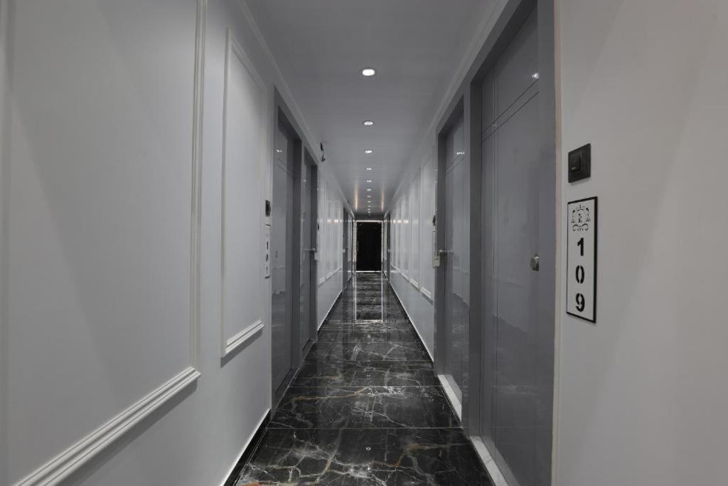 Hotel The Lowell 苏拉特 外观 照片
